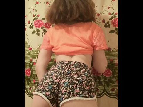 ❤️ دختر جوان سکسی که شورتش را جلوی دوربین در می آورد ❤ ویدیو پورنو در پورنو fa.xlxxporno.ru ❌️❤