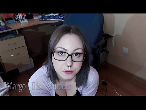 ❤️ دختر سکسی با عینک، دیلدو را عمیقاً در دوربین می مکد ❤ ویدیو پورنو در پورنو fa.xlxxporno.ru ❌️❤